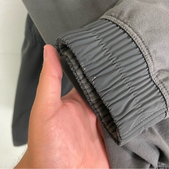 Athleta Triumph Hybrid Crewneck Sweatshirt Sz L 532515 - Picture 4 of 7